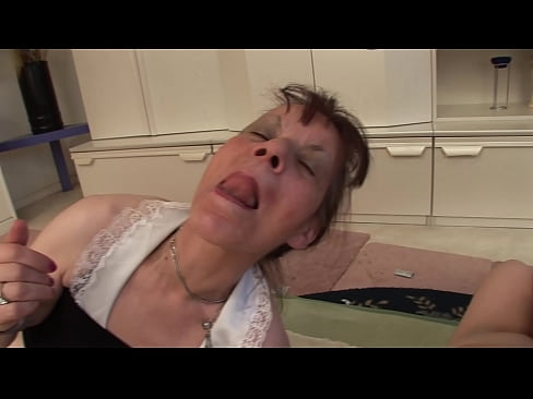 ❤️ Due nonne e un nonno fanno una cosa a tre ️ Video di sesso di qualitàal it.pornpicslove.ru